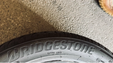 Зимние б/у шины Bridgestone BlizzakLM-005    .    .. 225 /50 R 18 — фото 4