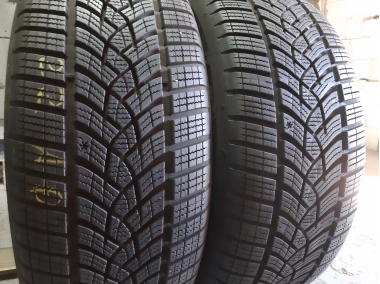 GoodYear Ultra Grip Performance  .. . 265/65R 17