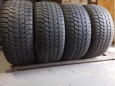 Bridgestone Blizzak LM 25V  ..   . 245/45R 17