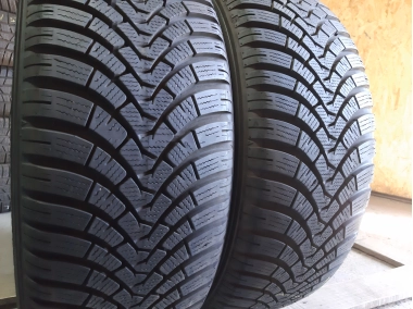 Falken EuroWinter HS01 215/55R 17