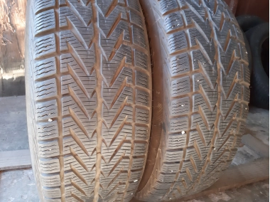 Vredestein Wintrac Extreme 215/65R 16