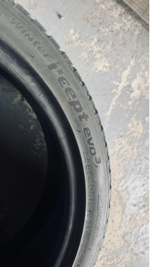 Зимові шини б/у Hankook Winter I Cept Evo 3 225 /40 R 19 — фото 4