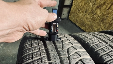 Зимние б/у шины Hankook Winter I Cept Evo 2   .  .. 225 /55 R 16 — фото 6
