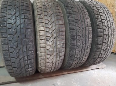 Kumho I Zen RV  . 215/70R 16