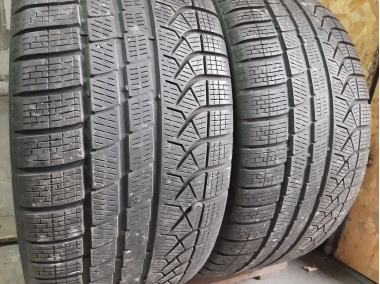 Качественные шины бу:  Pirelli P Zero Winter, шины б у R 19 фото