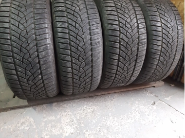 Good Year Ultra Grip  . ..  . 255/45R 19