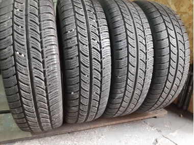 Continental Vanco Winter 2    .. .. 205/75R 16C