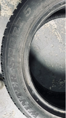 Зимние шины б/у Dunlop Winter Sport 5 215 /55 R 17 — фото 3