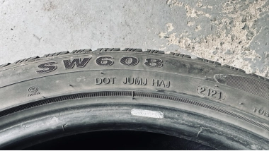 Зимние б/у шины Goodride SW 608 Snowmaster 235 /45 R 18 — фото 6