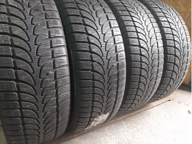 Bridgestone Blizzak LM-80 Evo  …   /   . 235/60R 18