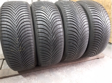 Michelin Alpin 5    . 215/60R 16