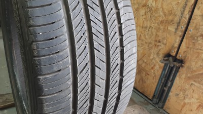 Kumho CrugenHP71 275/45R 20