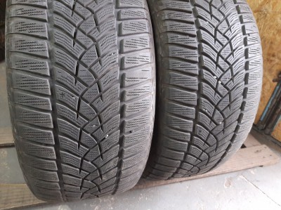 Good Year Ultra Grip Perfomance 255/45R 18