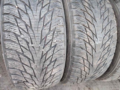 Nokian Hakkapeliitta R2./…/ 235/50R 17