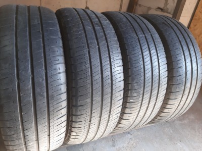 Michelin Agilis   … 235/65R 16C
