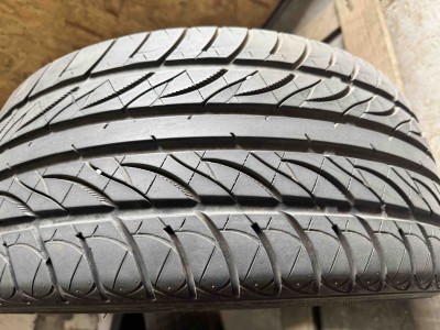 Blackhawk Street-H 235/45R 17