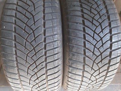 GoodYear Ultra Grip Performance./.. 225/45R 17
