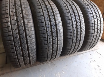 Vredestein Quatrac 5  . . 205/60R 15