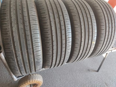 Continental Conti Premium Contact 5 ./… . . 215/55R 17