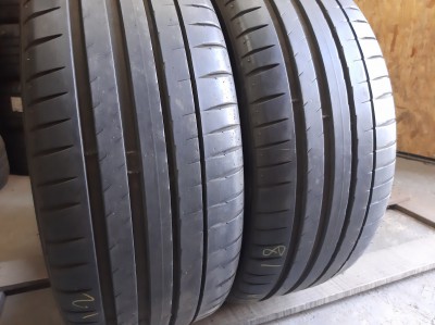 Michelin Pilot Sport 4 .. .. 225/50R 17