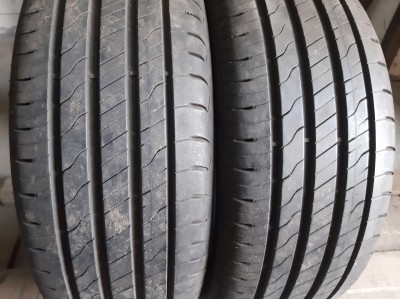 GoodYear Efficient Grip  .  . ./.. 205/50R 17