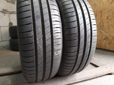 Good Year Efficient Grip Performance.   . 195/60R 15