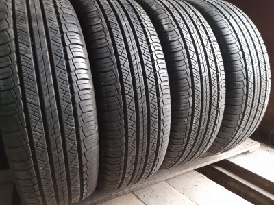 Michelin Latitude Tour HP  .. / … 235/65R 18