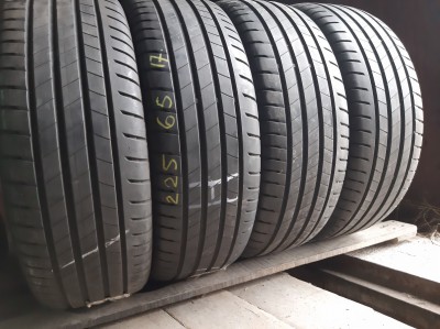 Bridgestone Turanza T005      … 225/65R 17