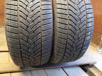 GoodYear Ultra Grip Perfomance   ./../ 245/45R 18